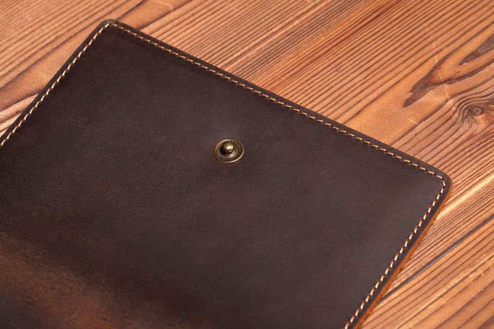 Ví Da Bò Sáp Đựng PASSPORT & CARD Đa Năng Gấp Cúc Bấm Classic Edition W108