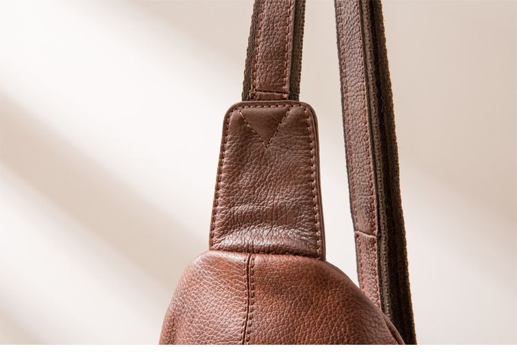 Túi Da Thật Đeo Chéo Trước Ngực VINTAGE SBM237