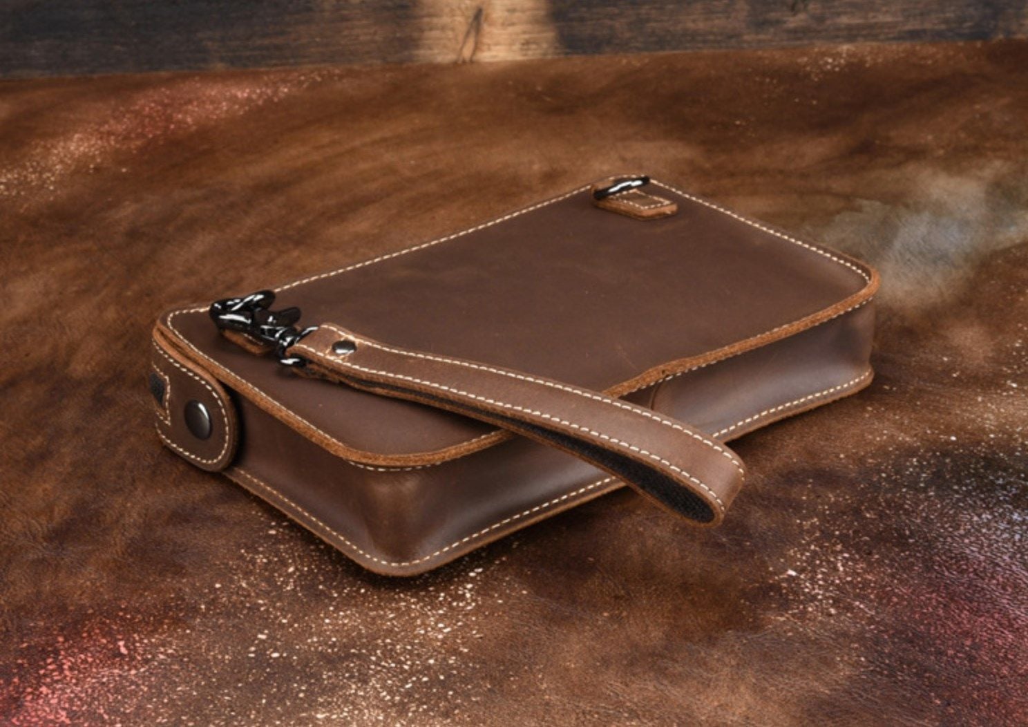 CLUTCH Cầm Tay & Đeo Chéo Da Thật RETRO SBM183